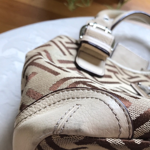 Tignanello Handbag, satchel Style - Picture 8 of 8